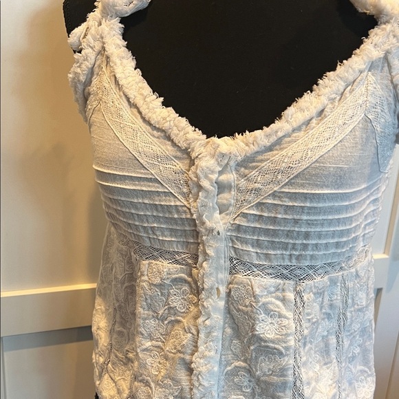 Zara White Textured Lace Camisole - Picture 7 of 7